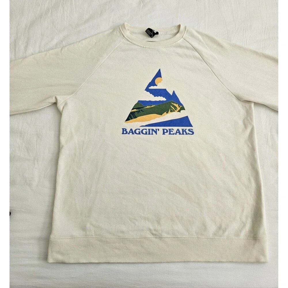 The North Face Baggin’ Peaks Graphic Crewneck Sweatshirt Cream XL